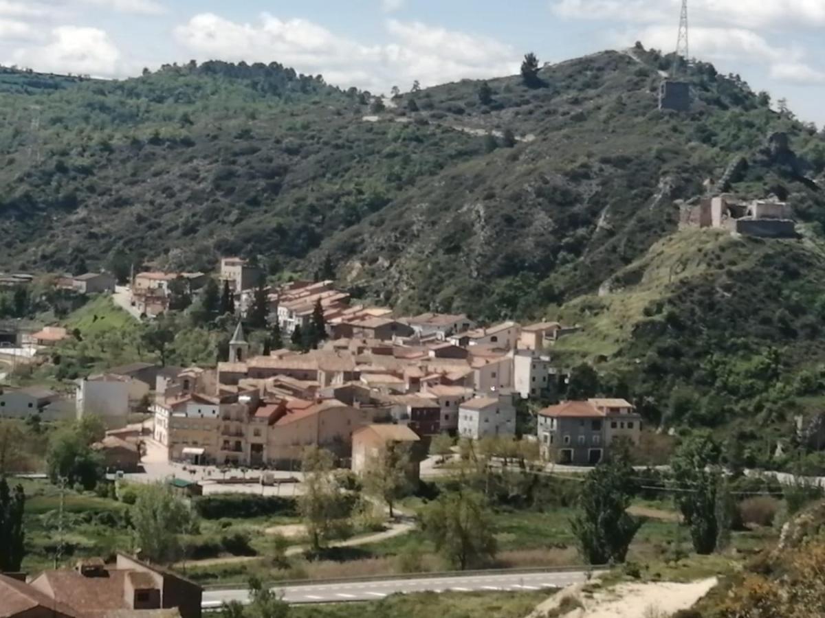 فيلا Cal Cap Xic Castellfullit de Riubregos المظهر الخارجي الصورة
